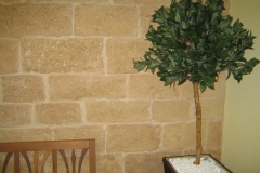 Steinwand in der Gastronomie