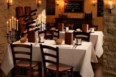 Steinwandgestaltung in der Gastronomie