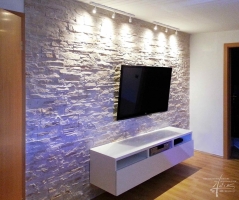 Fernsehwand