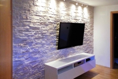Fernsehwand