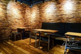 Holzpaneel Matrix3D im Lokal