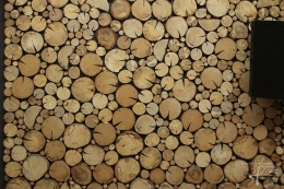 Holzwandpaneel Rundholz Scheiben