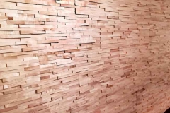 Holzwand aus Ahorn
