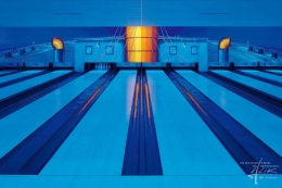 UV-Malerei in einer Bowlingbahn