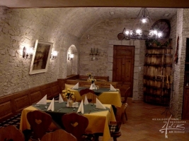 Steinwand Gewölbe